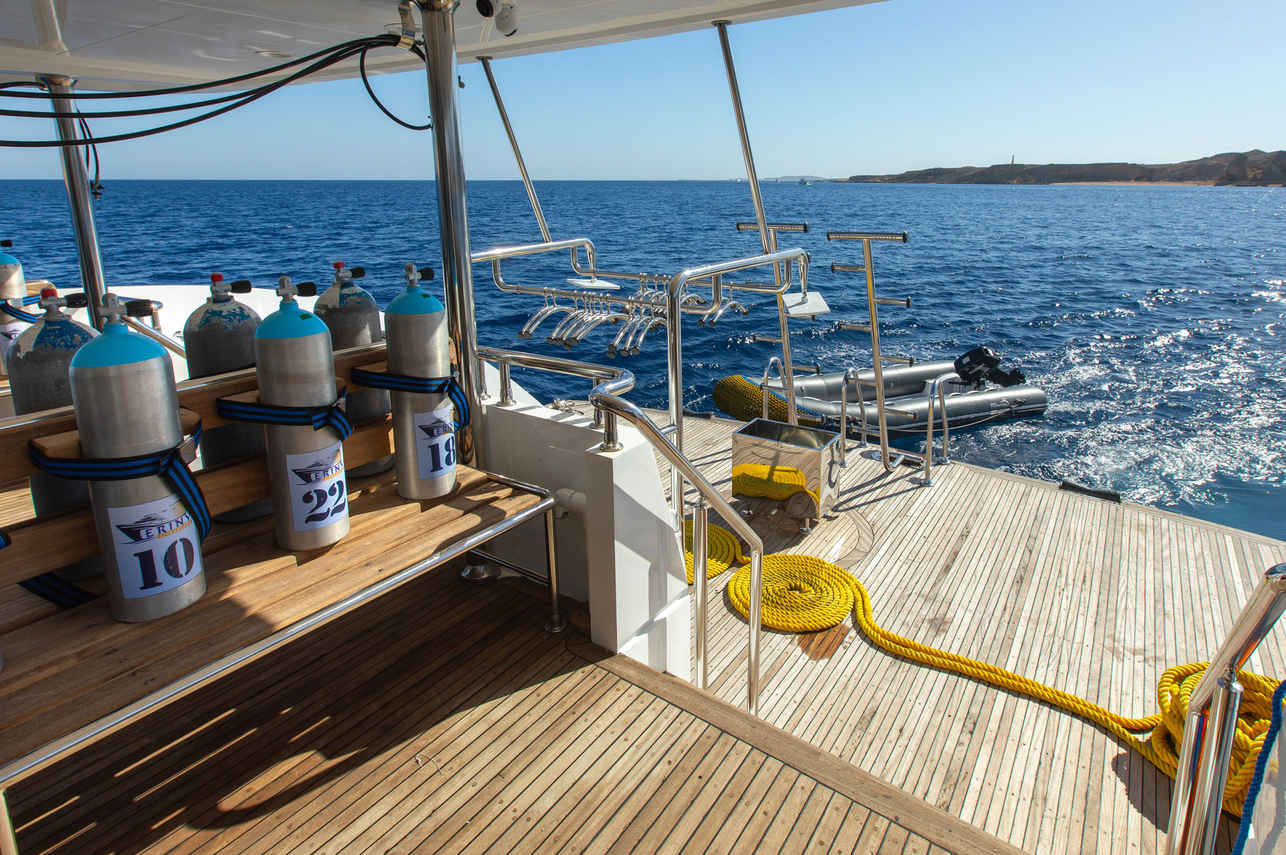Eriny Liveaboard,
