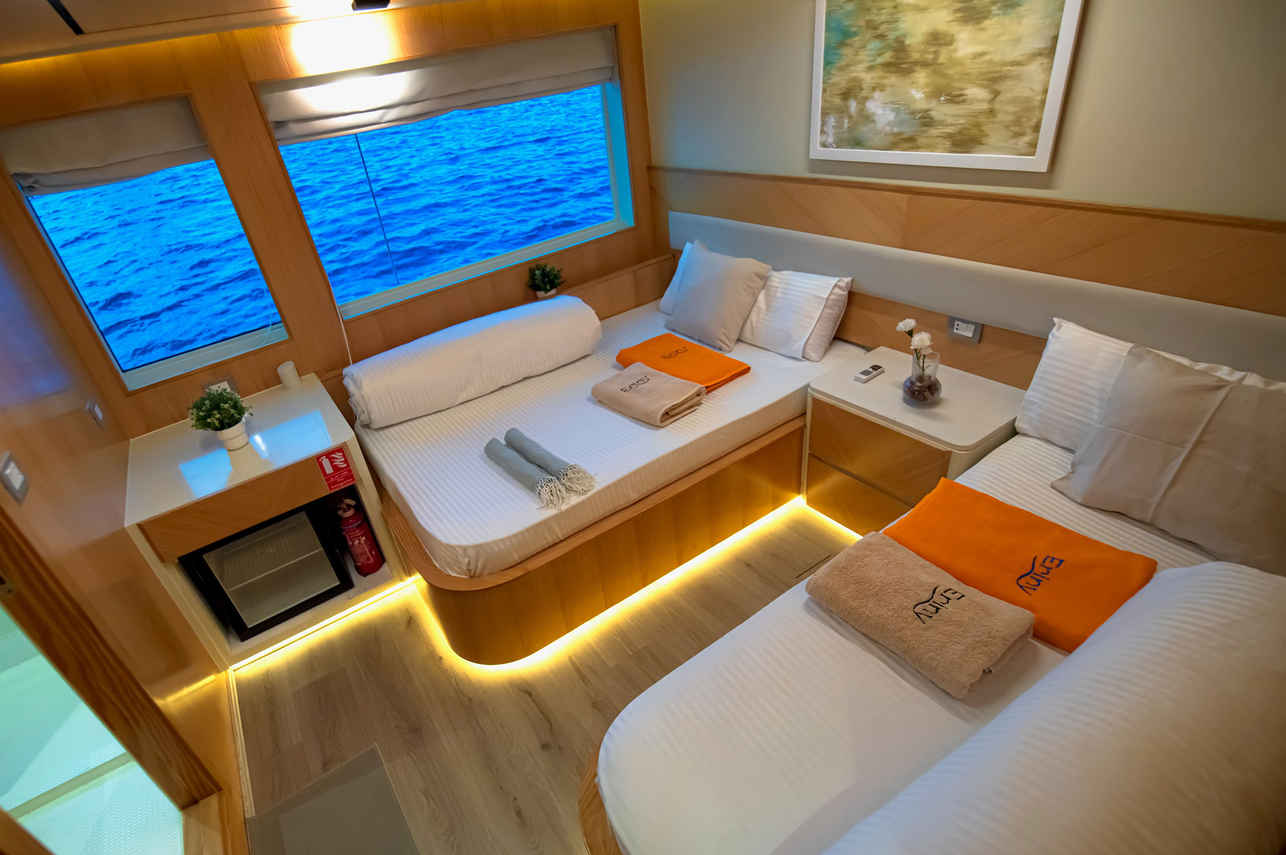 Eriny Liveaboard,