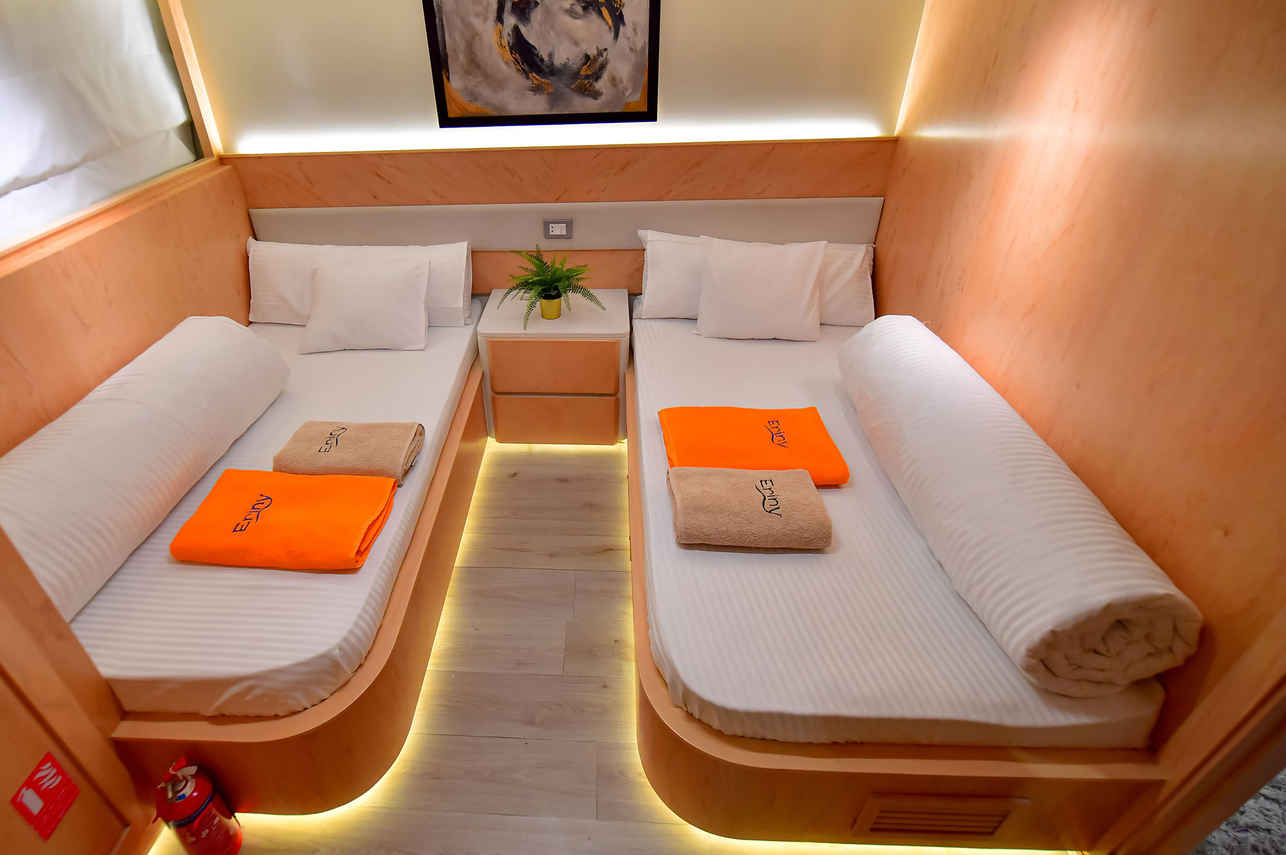 Eriny Liveaboard,