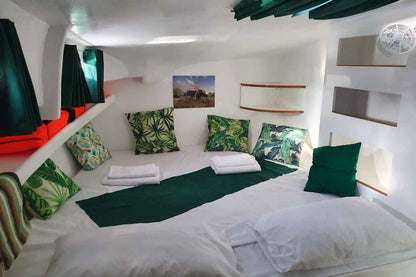 Explorer 1 Catamaran