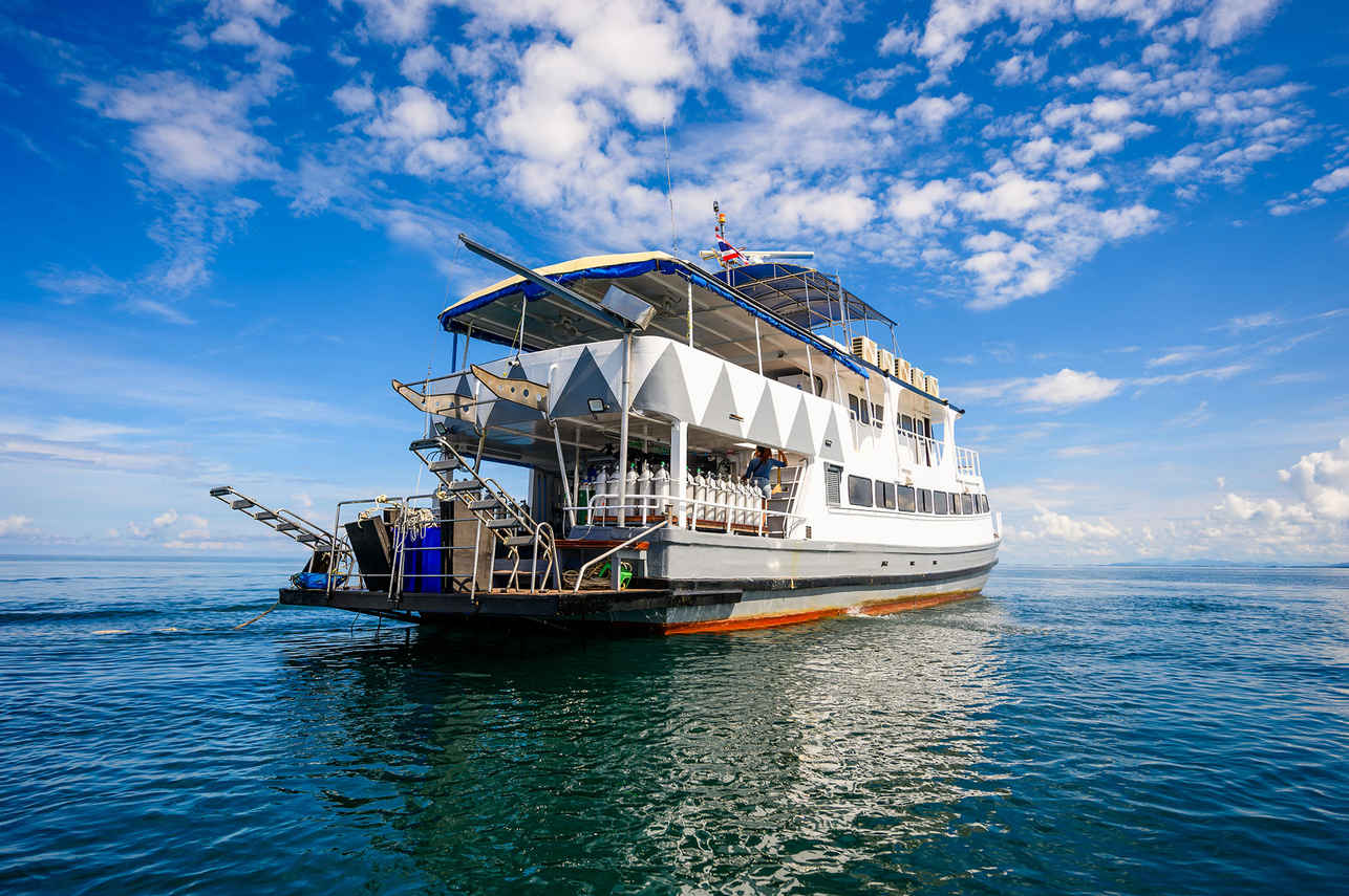 Explorer Liveaboard