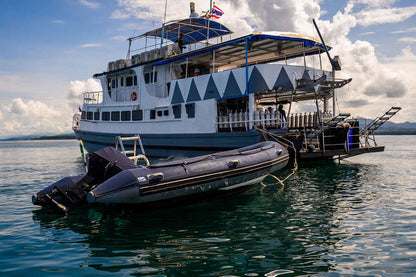 Explorer Liveaboard