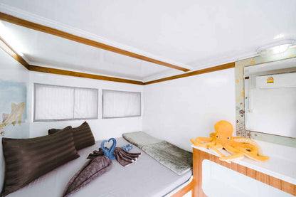 Explorer Liveaboard