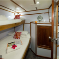 Cabin thumbnail 5