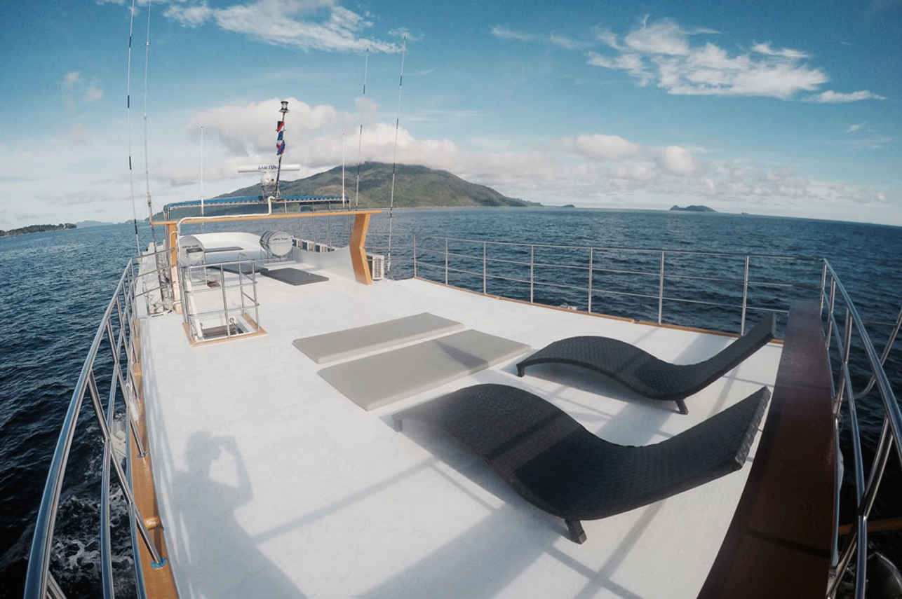 Gentle Giant Liveaboard