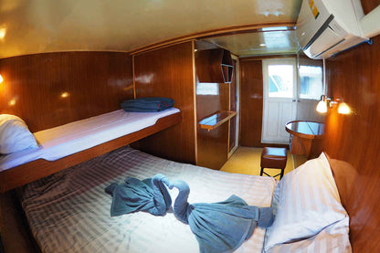 Gentle Giant Liveaboard