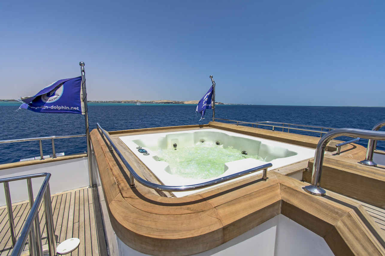 Golden Dolphin IV Liveaboard