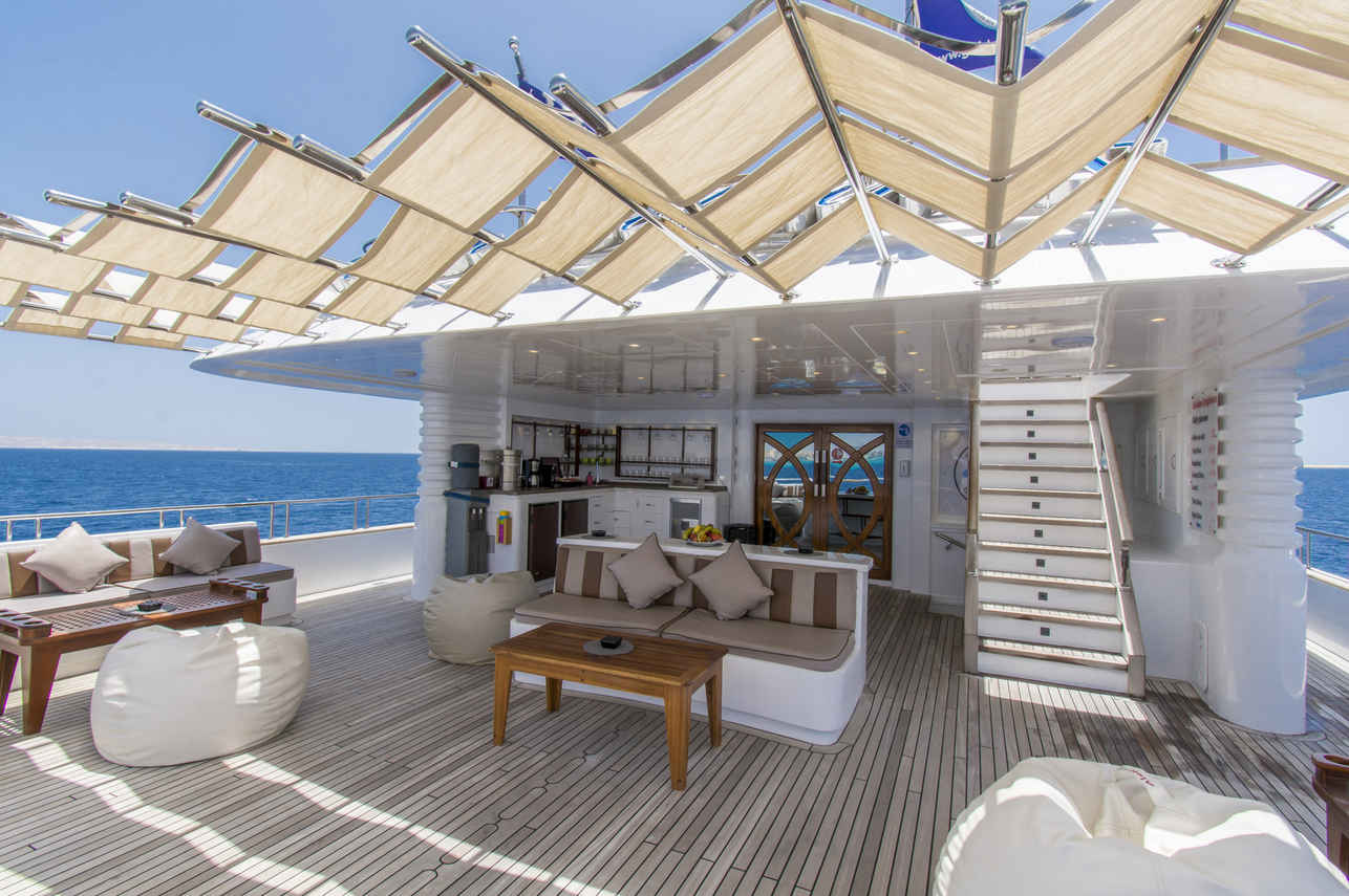 Golden Dolphin IV Liveaboard