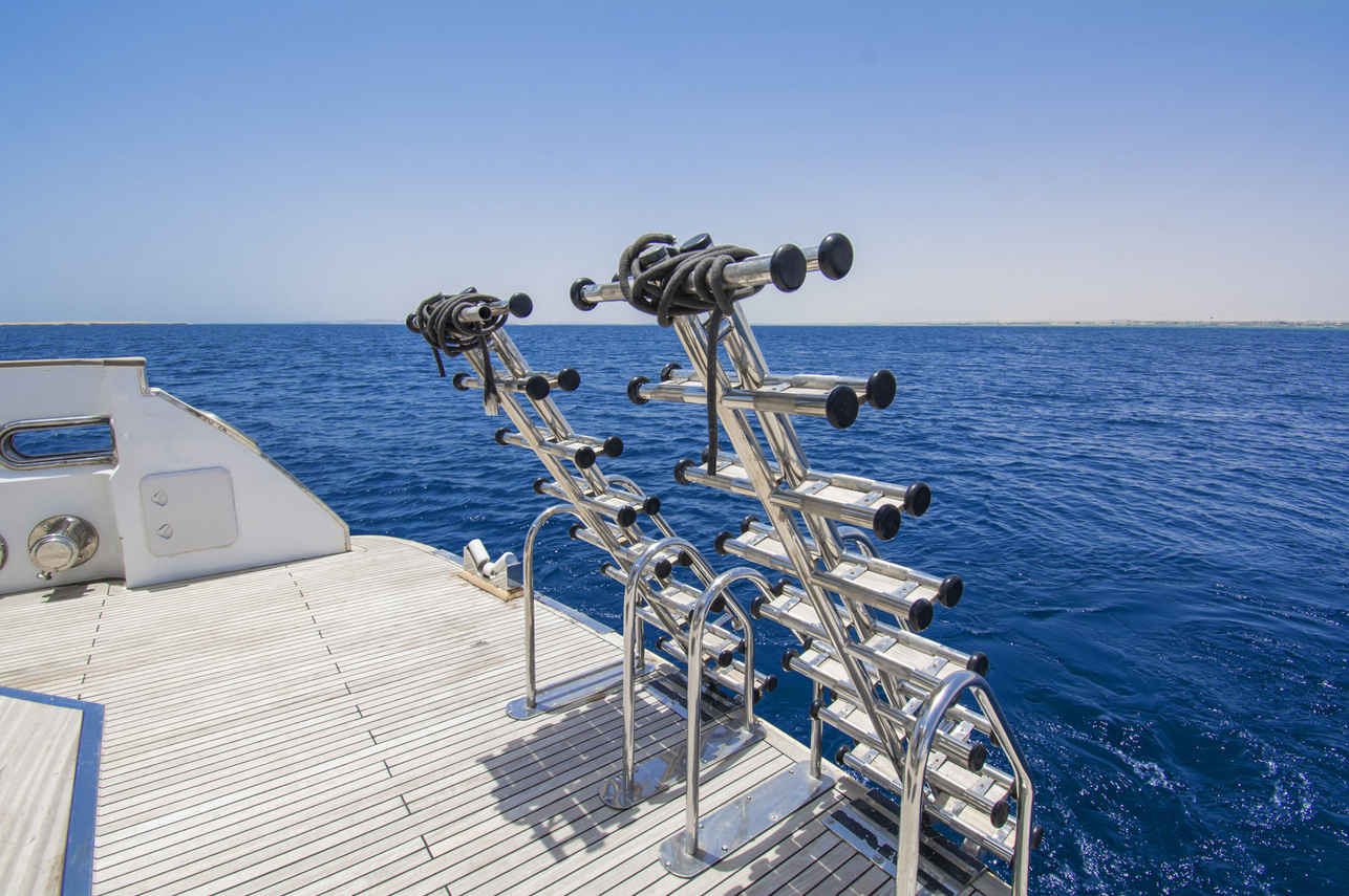 Golden Dolphin IV Liveaboard