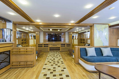 Golden Dolphin III