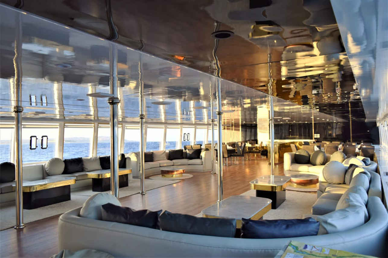 Hammerhead II Liveaboard