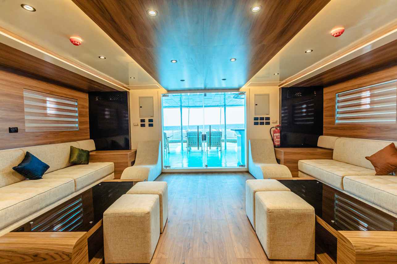 High Wave Liveaboard