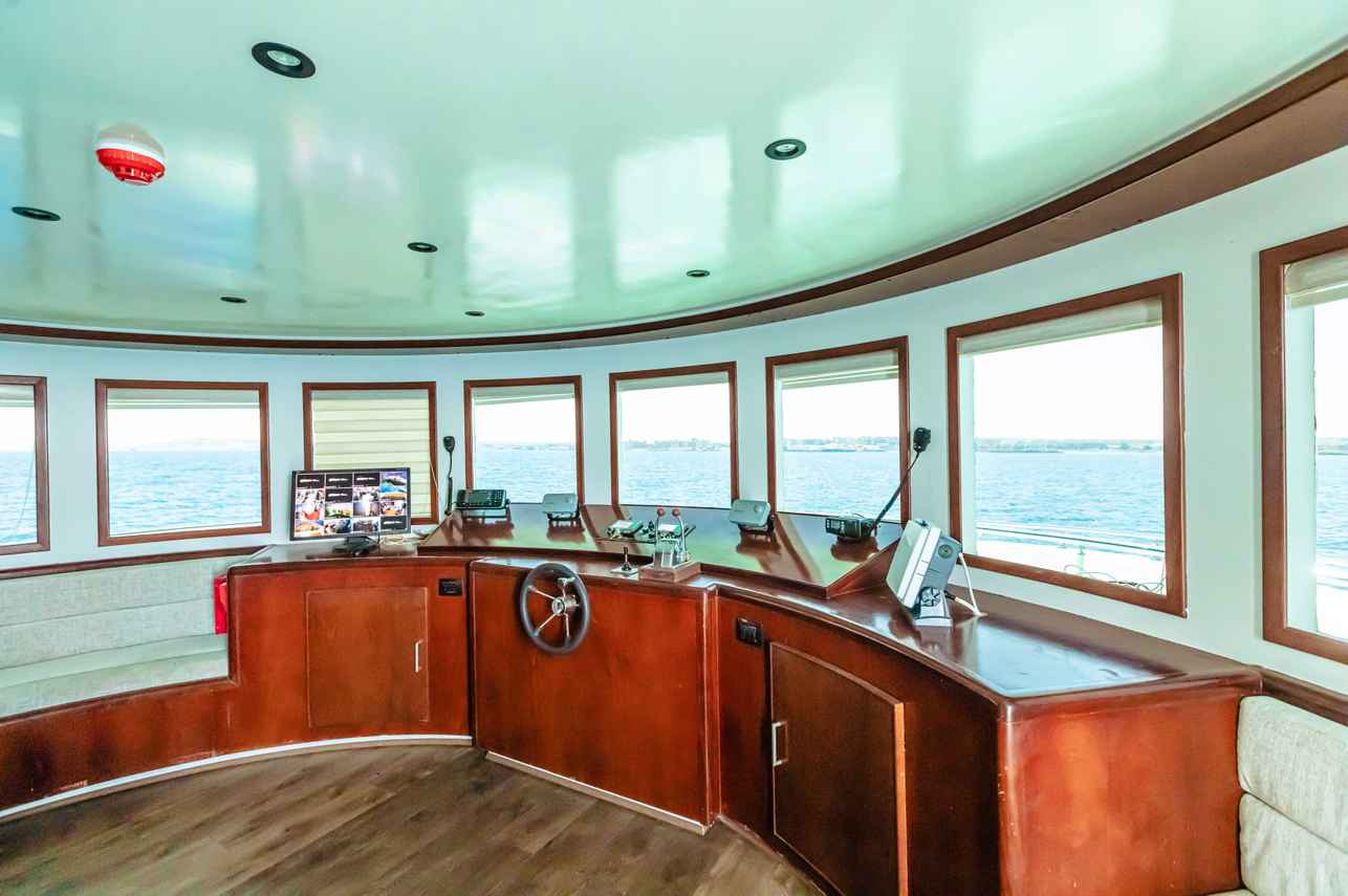 High Wave Liveaboard