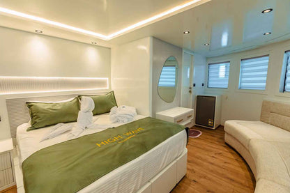 High Wave Liveaboard