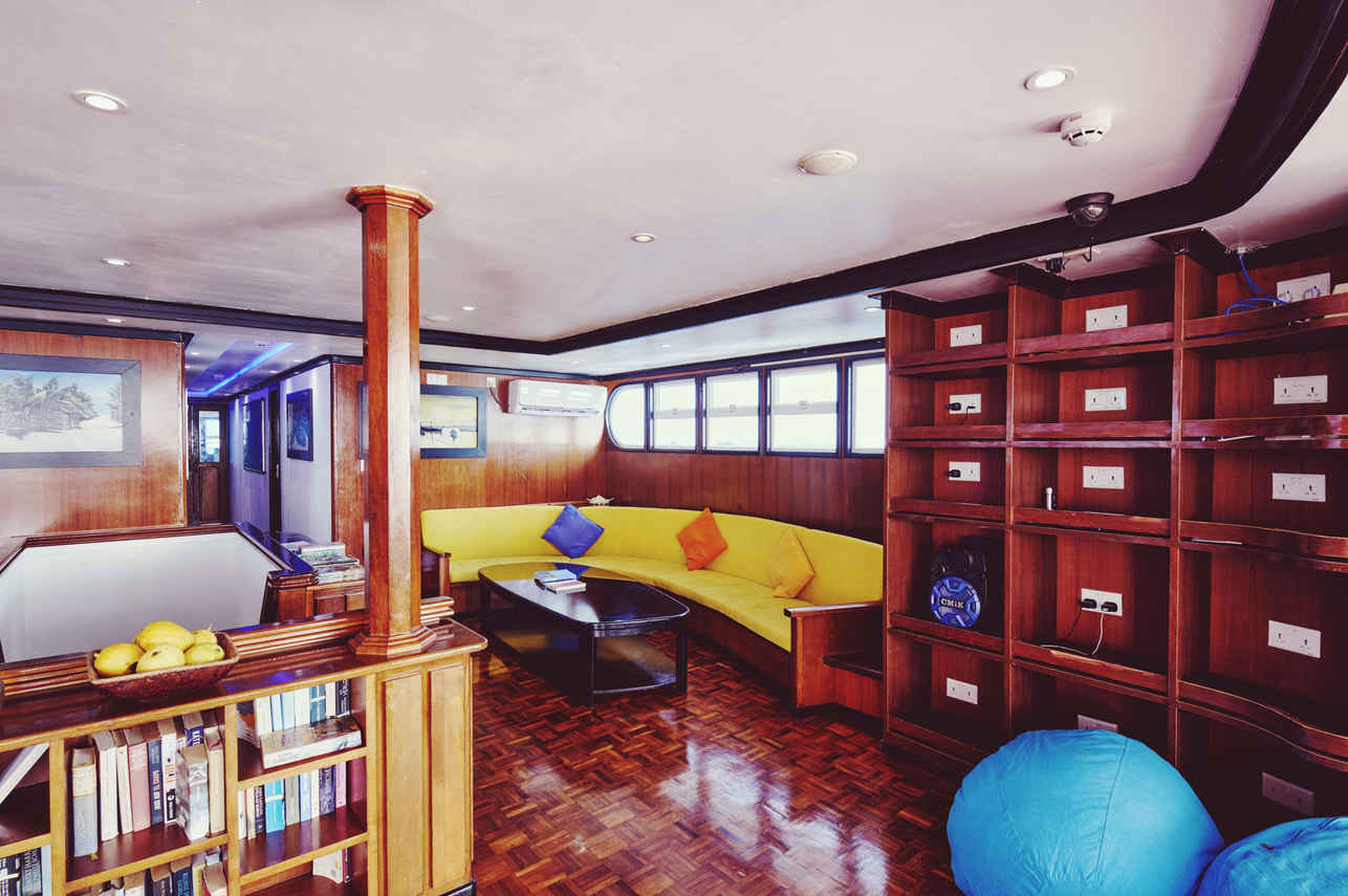 Horizon 3 Liveaboard