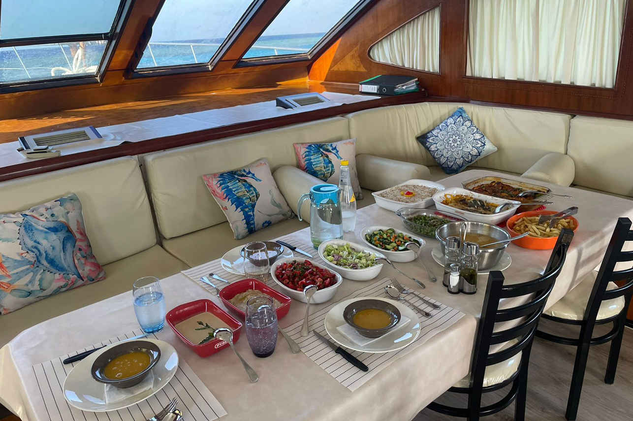 Iceberg Liveaboard