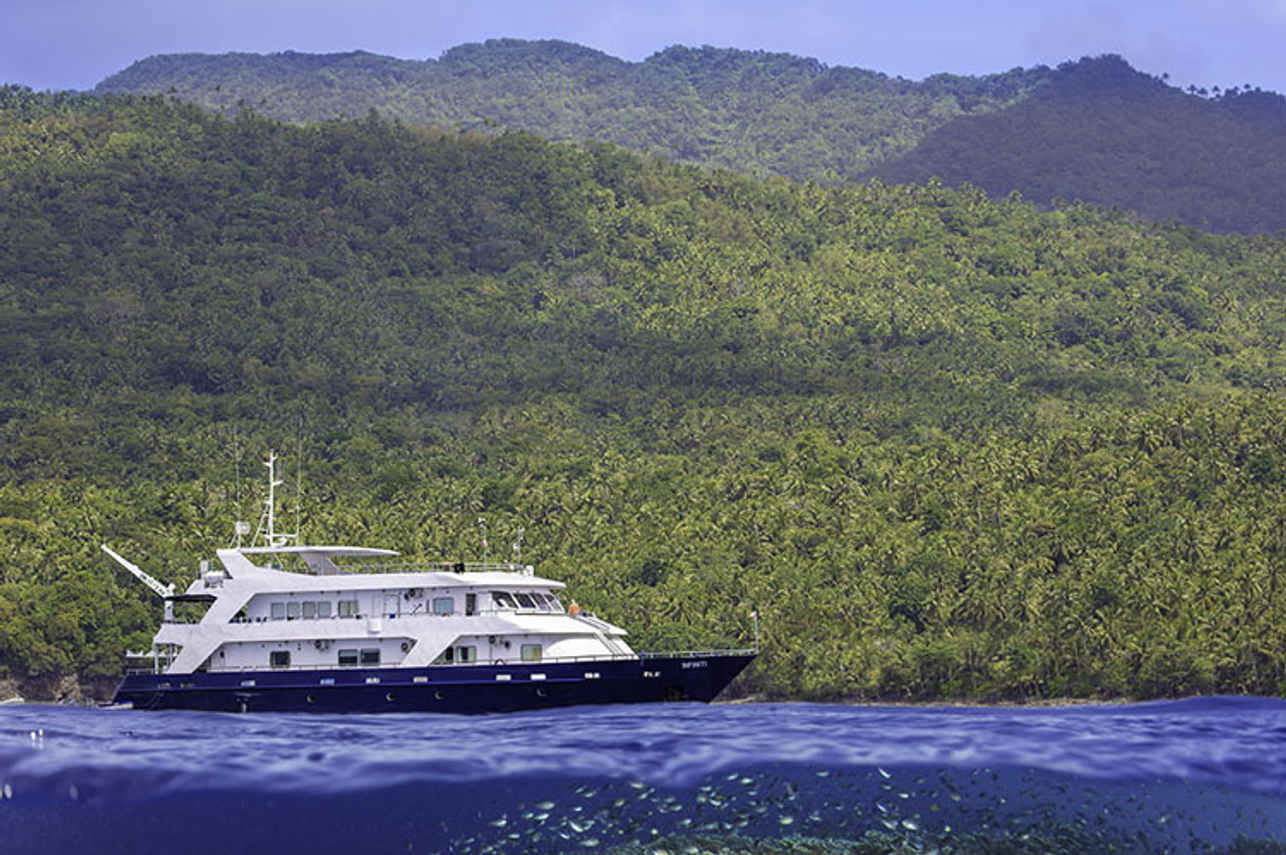 Infiniti Liveaboard