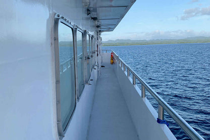 Infiniti Liveaboard