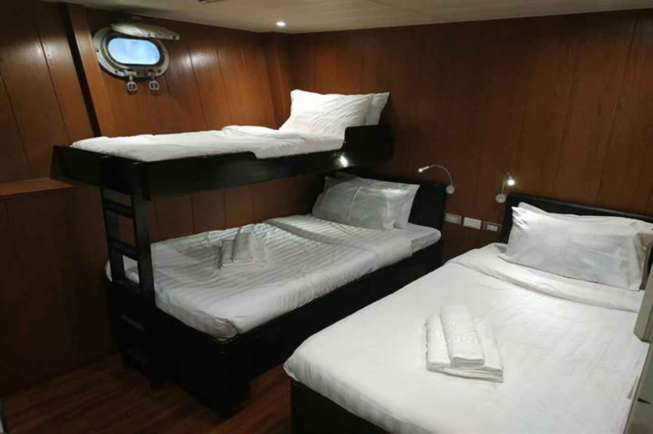 Infiniti Liveaboard