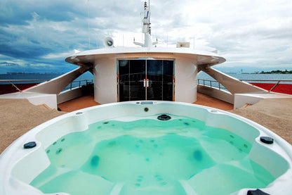Infinity X Liveaboard
