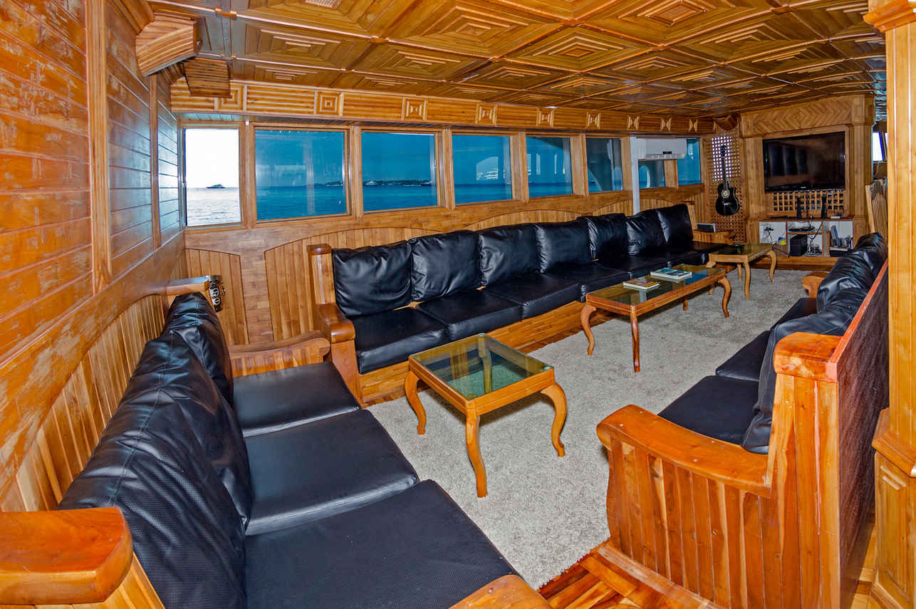 Iruvai Liveaboard