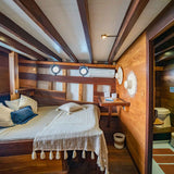 Cabin thumbnail 3