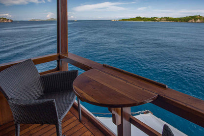 Jelajahi Laut Liveaboard