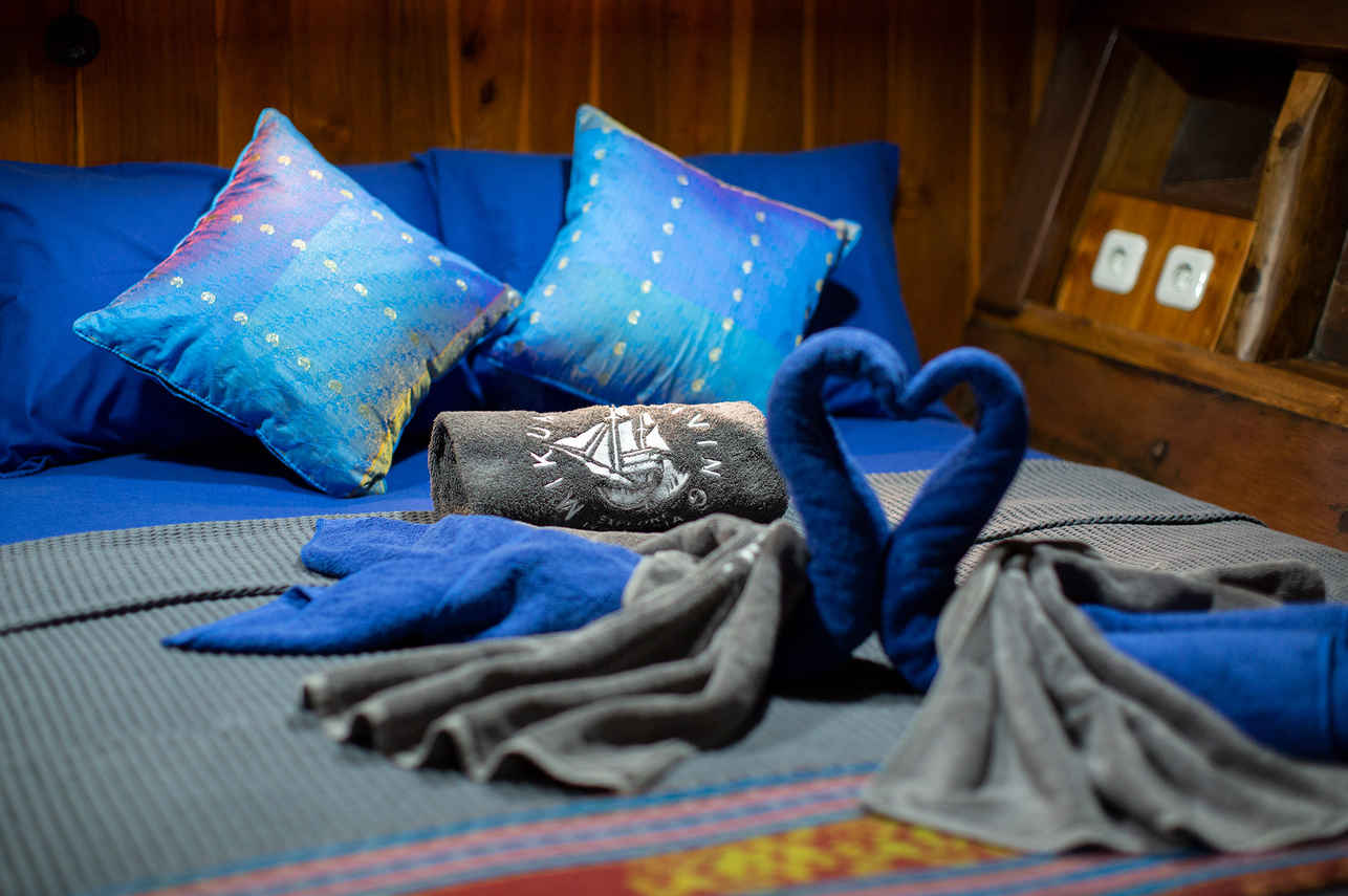 Jelajahi Laut Liveaboard