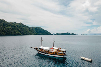 Kira Kira Liveaboard