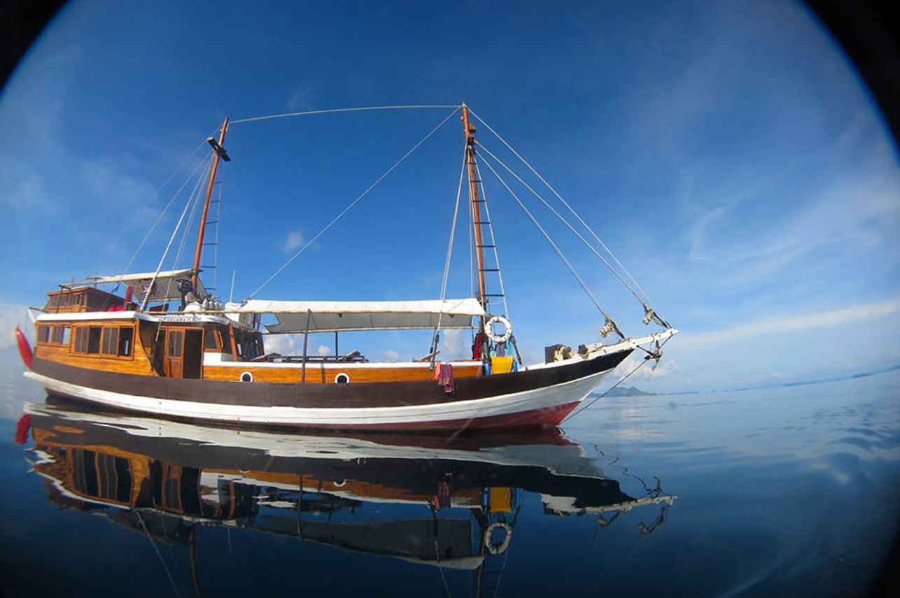 Kira Kira Liveaboard