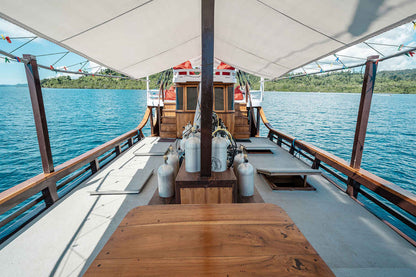 Kira Kira Liveaboard