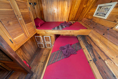 Kira Kira Liveaboard