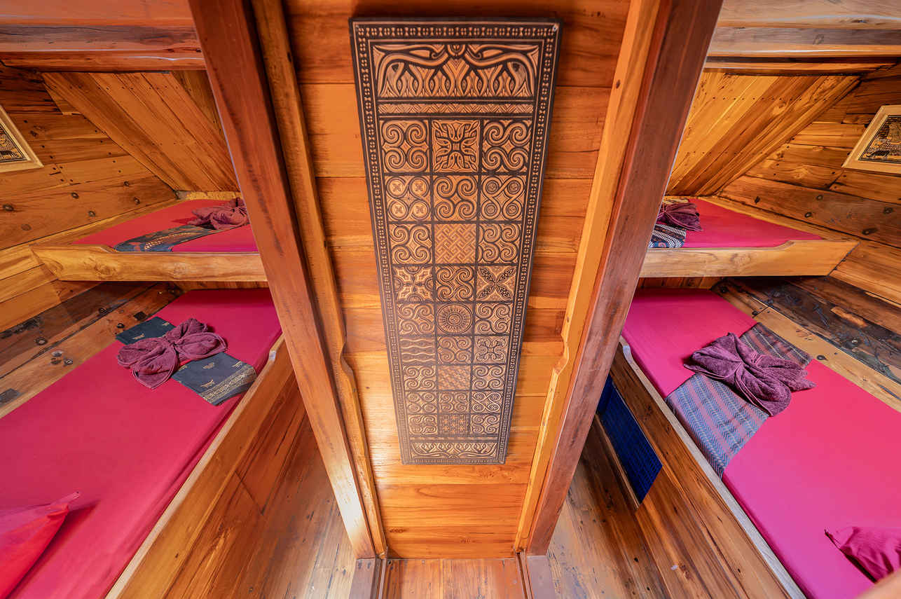 Kira Kira Liveaboard