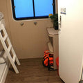 Cabin thumbnail 4