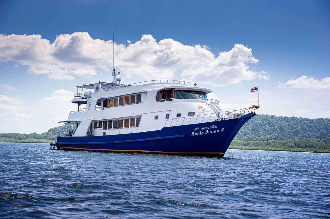 Manta Queen 8 Liveaboard Image