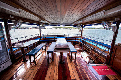 Manta Queen 8 Liveaboard