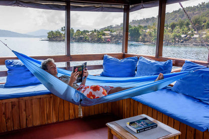 Mari Liveaboard