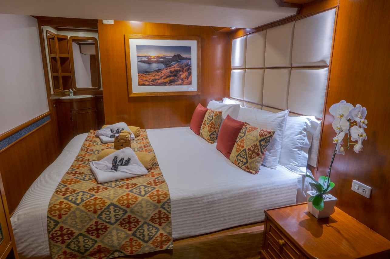Mermaid I Liveaboard