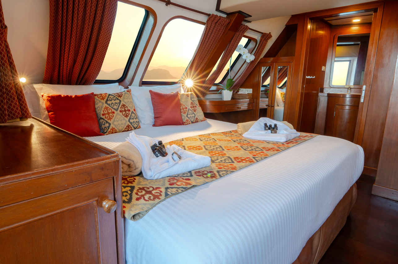 Mermaid I Liveaboard