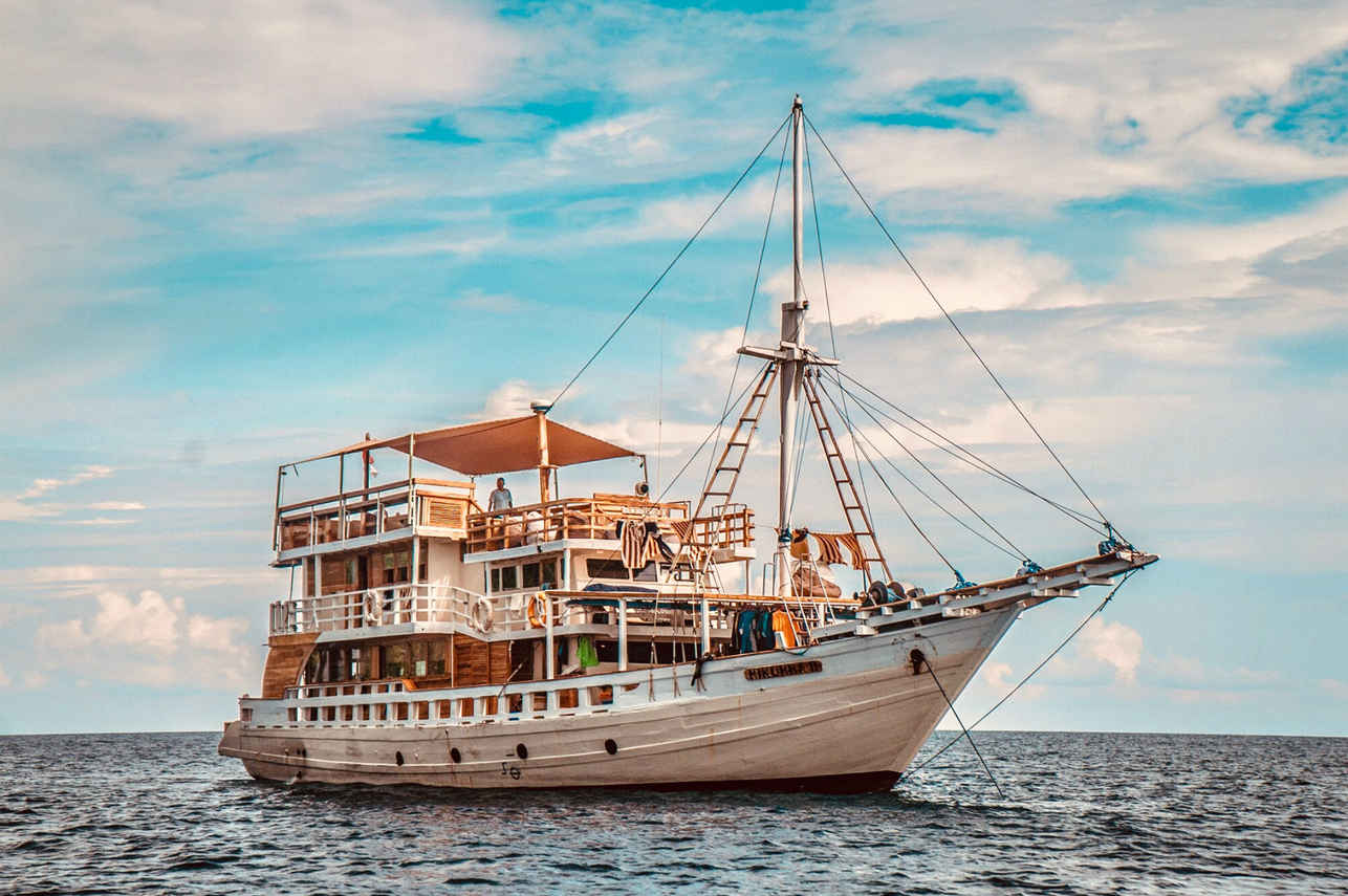 Mikumba Dua Liveaboard