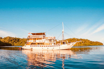 Mikumba Dua Liveaboard