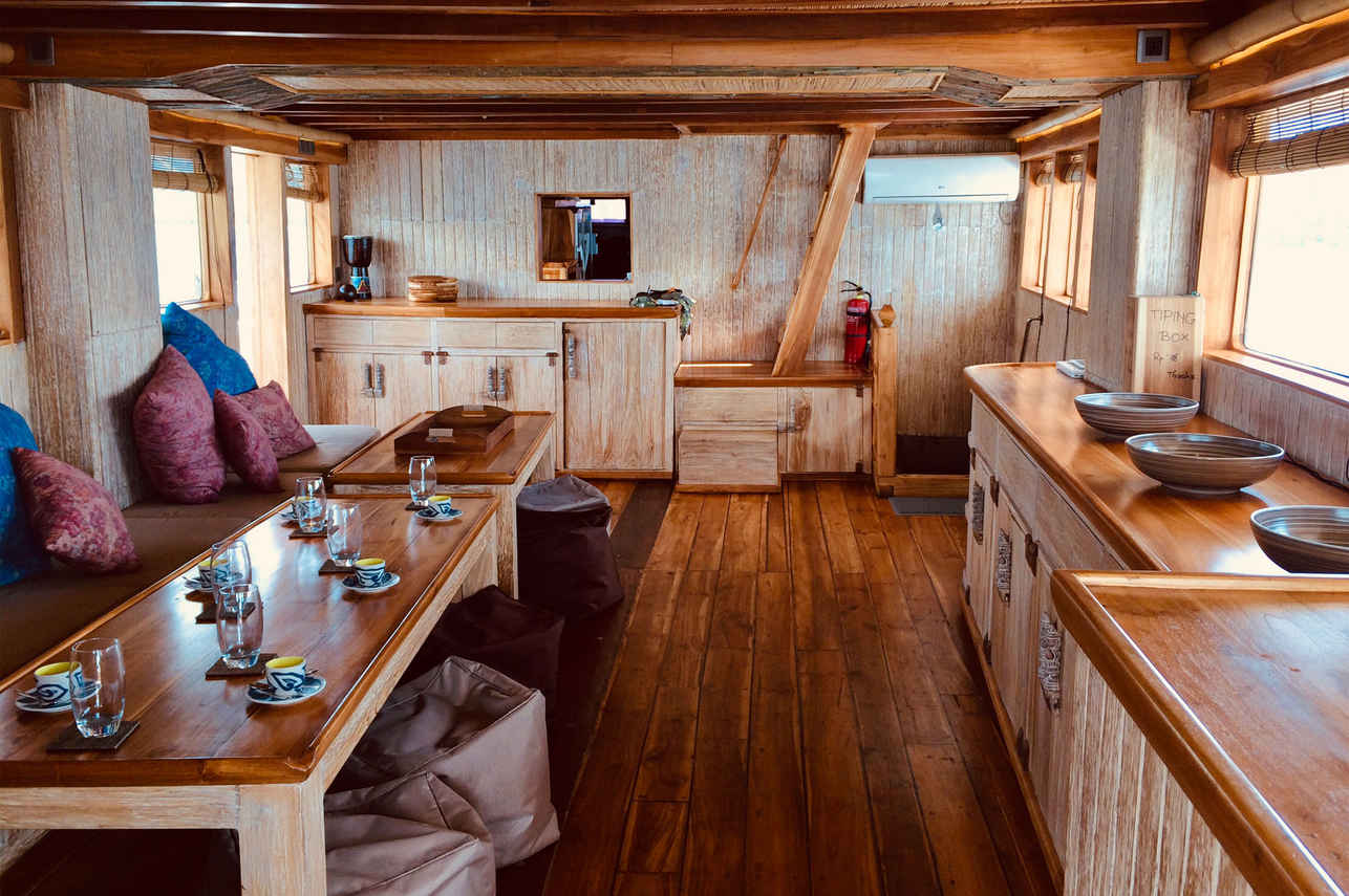 Mikumba Dua Liveaboard