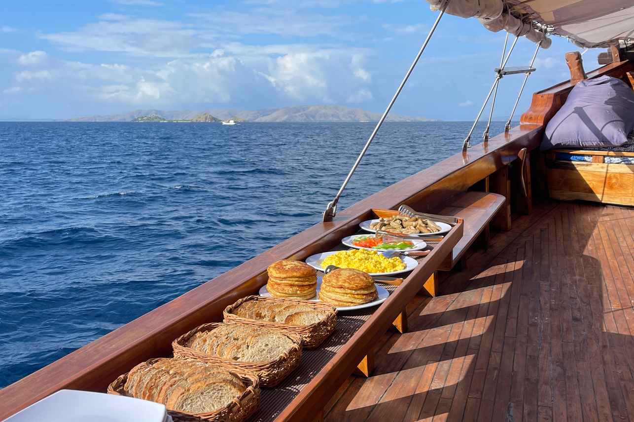 Moana Liveaboard
