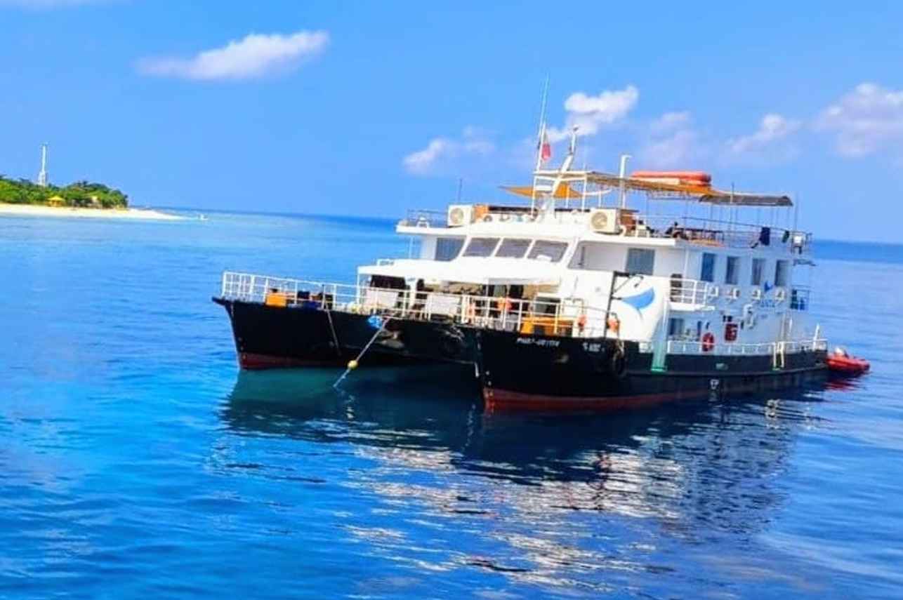 Navis 1 Liveaboard