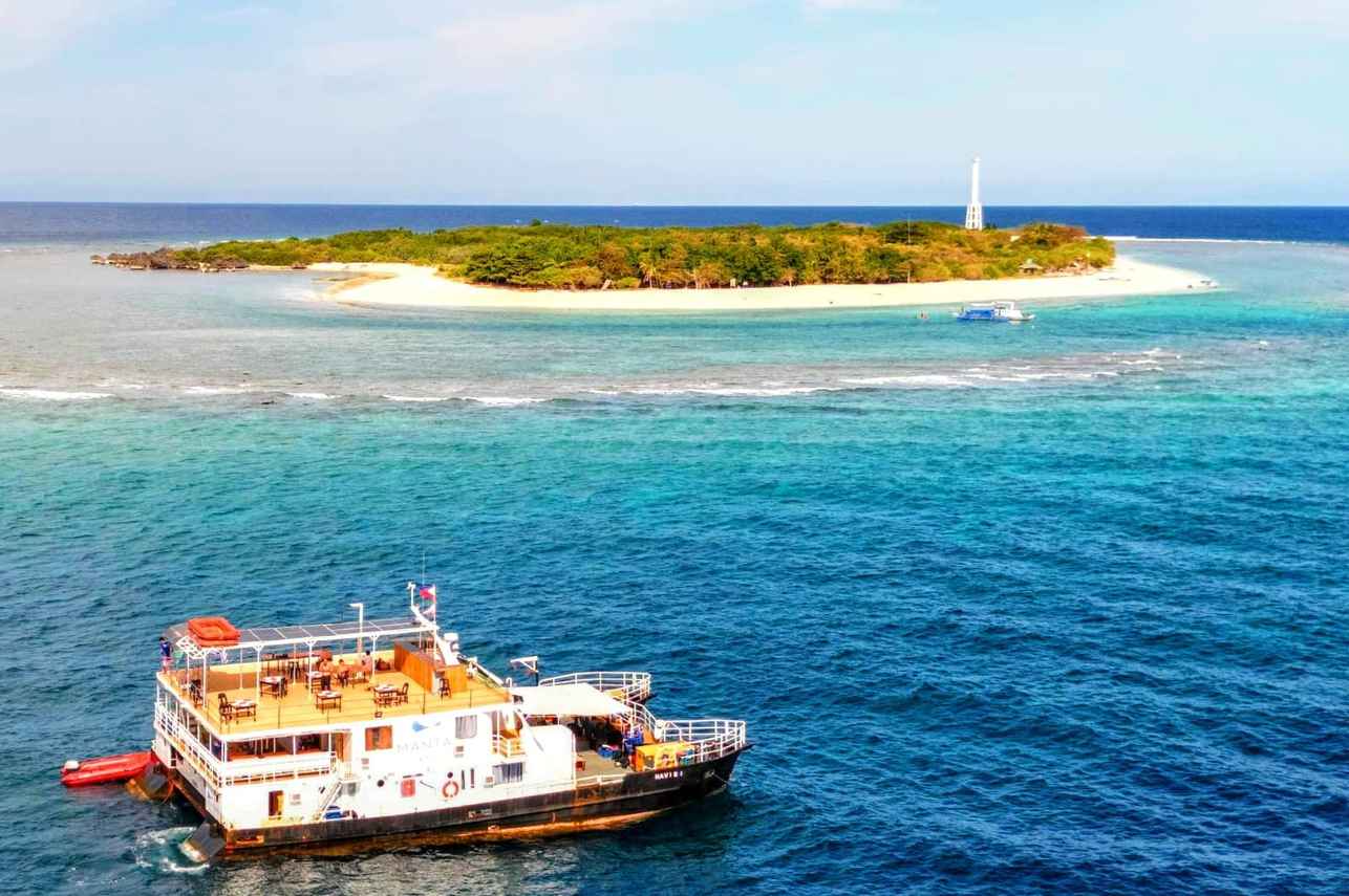 Navis 1 Liveaboard