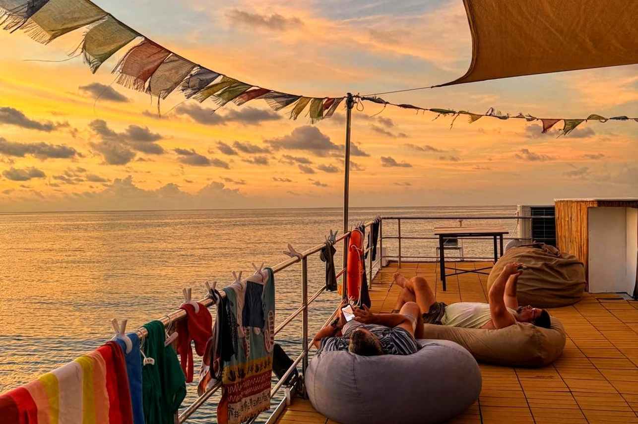 Navis 1 Liveaboard