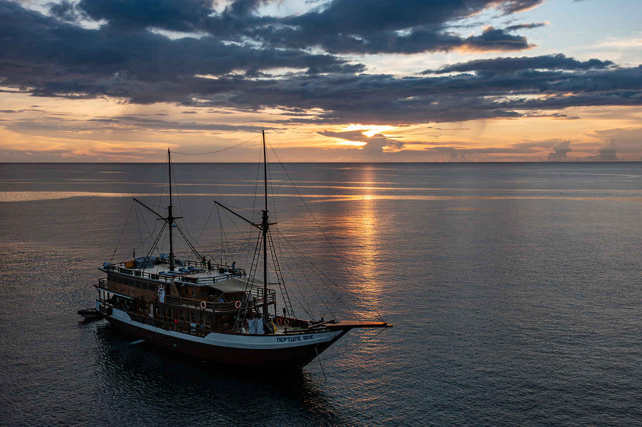 Neptune One Liveaboard