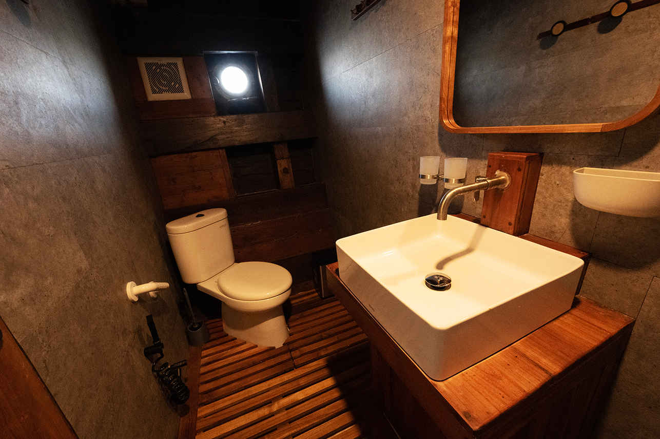 Neptune One Liveaboard