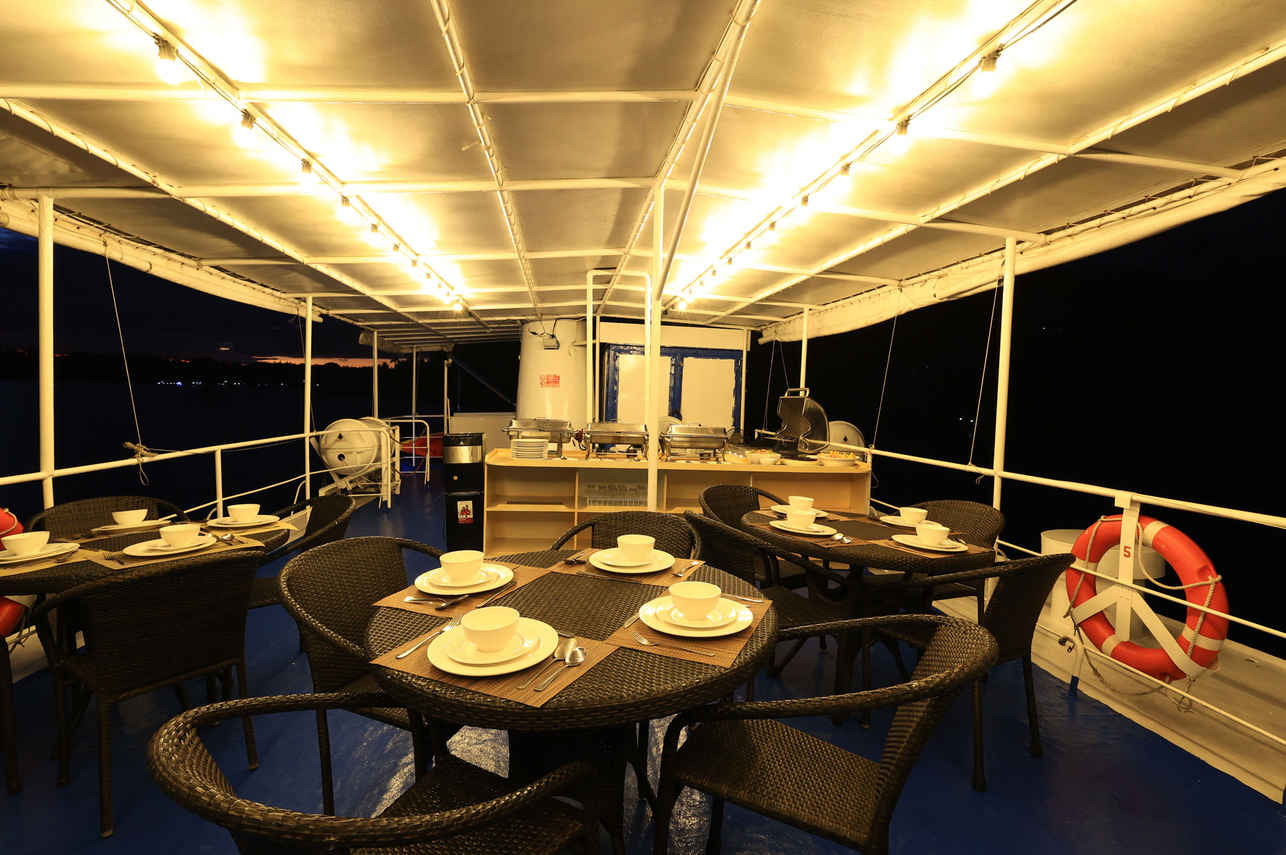 Palau Sport Liveaboard