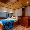 Cabin thumbnail 4
